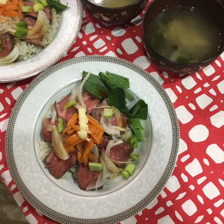 ローストビーフ丼